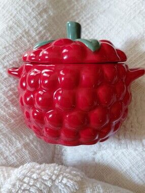 Red Berry Ceramic Small Jar With Lid
